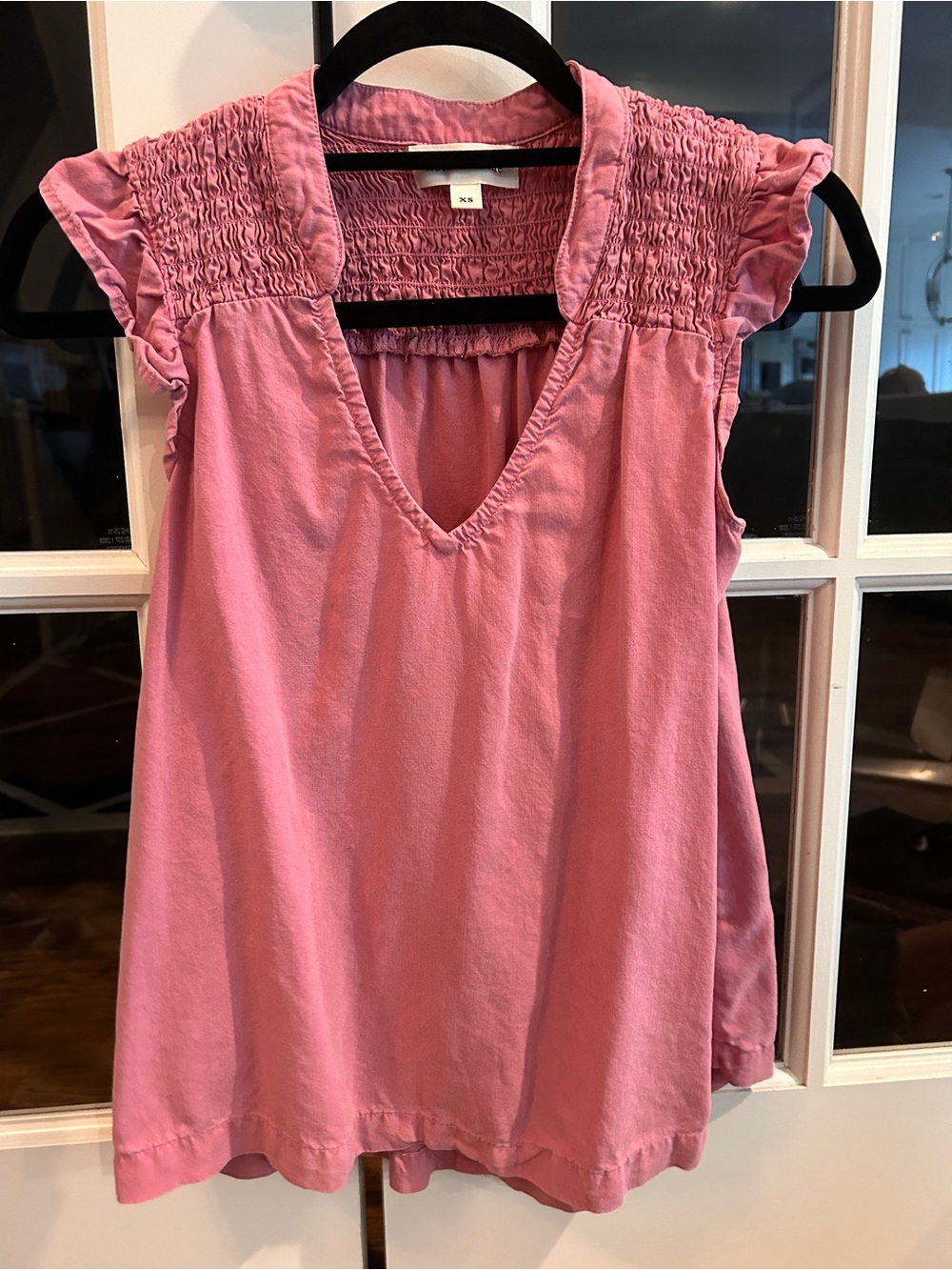 cloth & stone Pink Smocked Cap-Sleeve V-Neck Tank